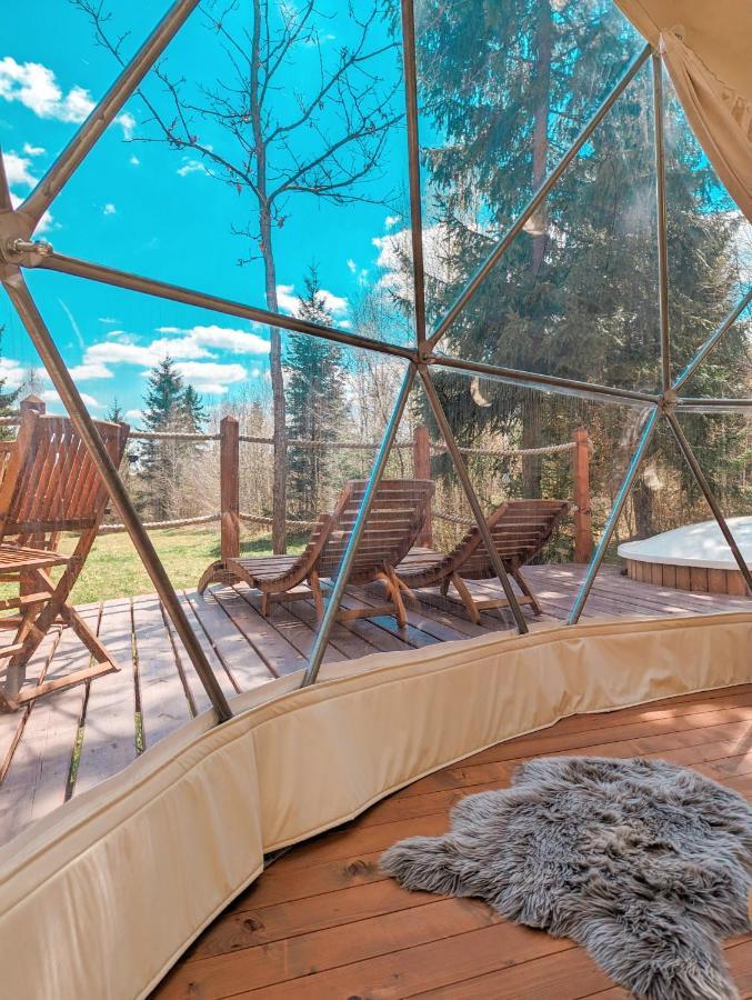 Medve Dome - Luxury Camping In The Middle Of Nature Hotell Vlahita Eksteriør bilde